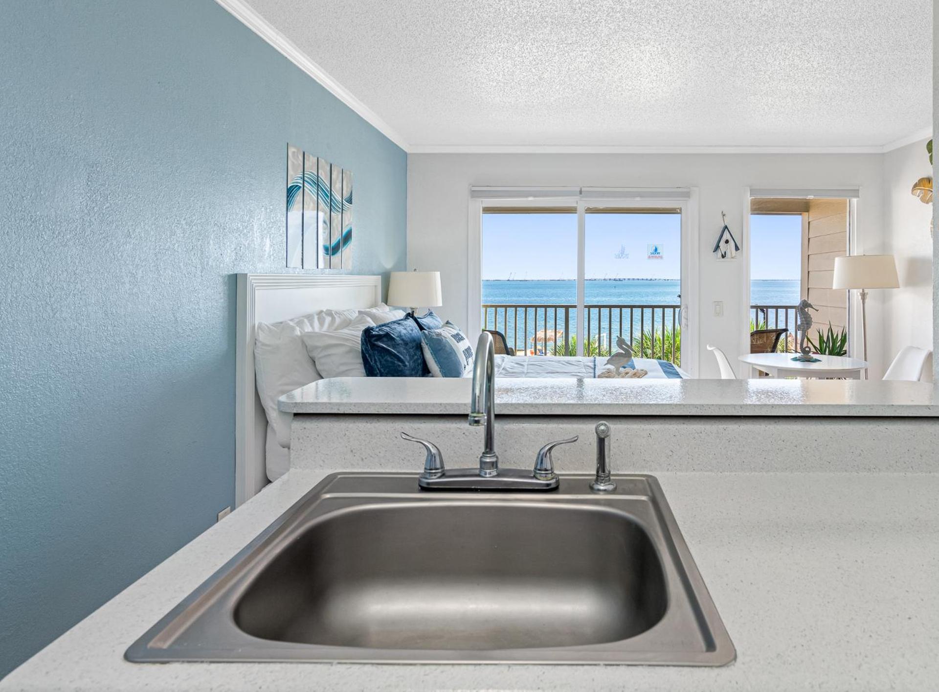 Fun-n-sun With Spectacular Ocean Views Holiday home *