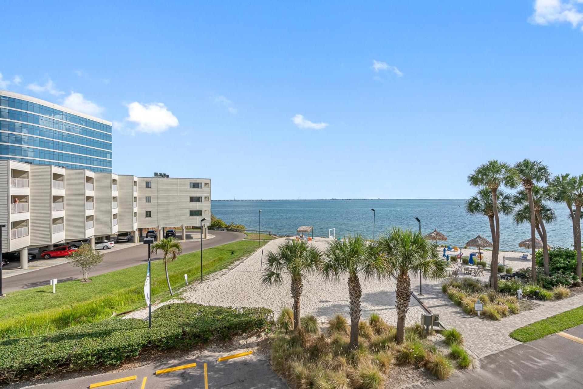 Holiday home Fun-n-sun With Spectacular Ocean Views *
