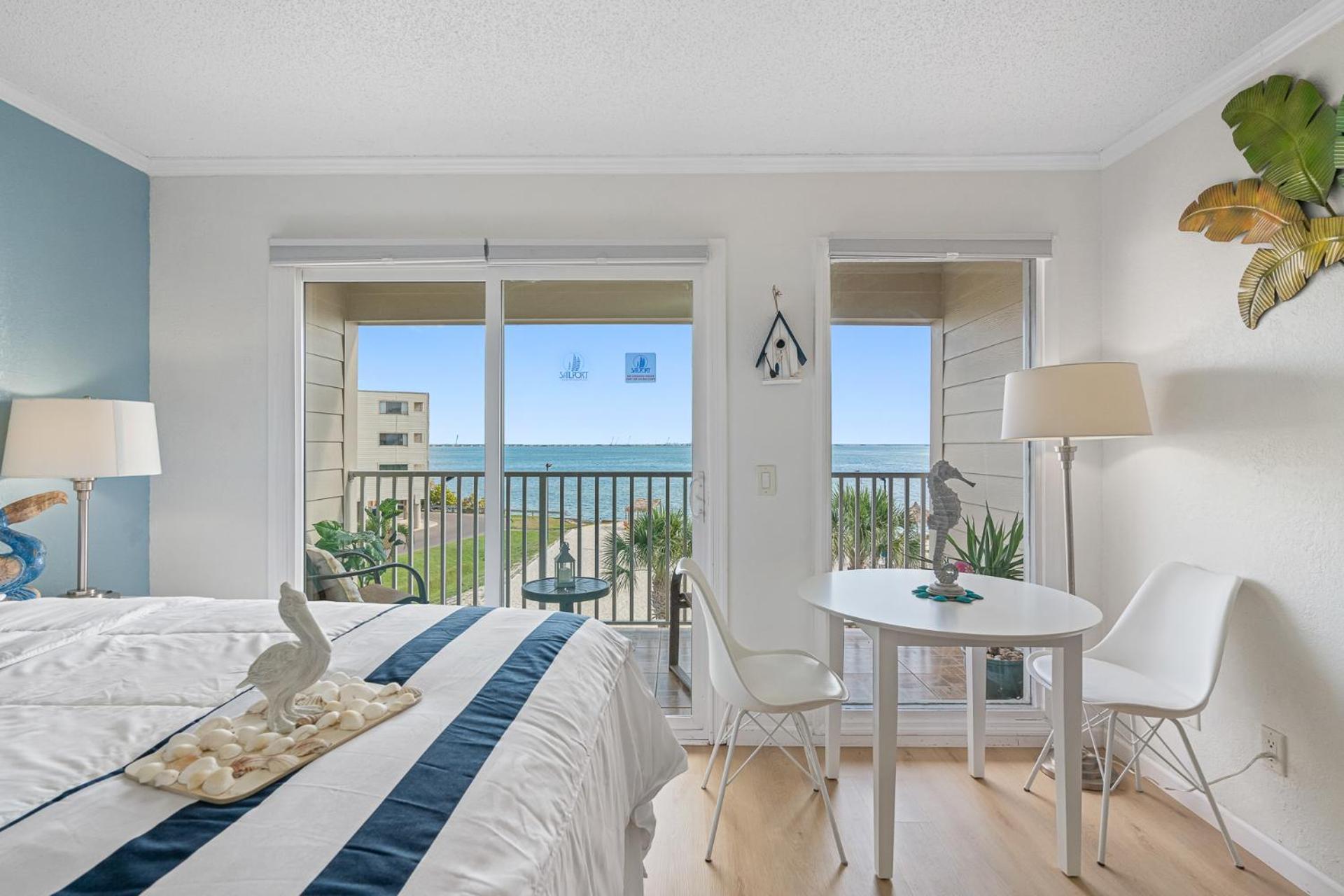 Fun-n-sun With Spectacular Ocean Views Holiday home *